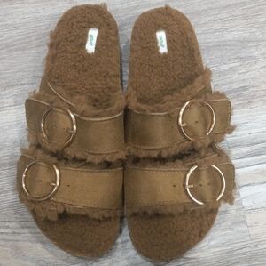 Aerie Woman's Double Strap Fleece Linet Flat Slide Footbed Sandels Brown Size 6